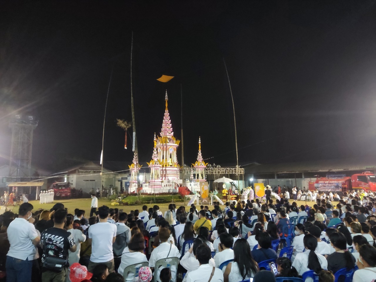 พิธีประชุมเพลิง เลิกซากส่งสะการ ท่านพระครูสิทธิธรรมรัต  ณ เมรุชั่วคราว โรงเรียนบ้านขัวมุง